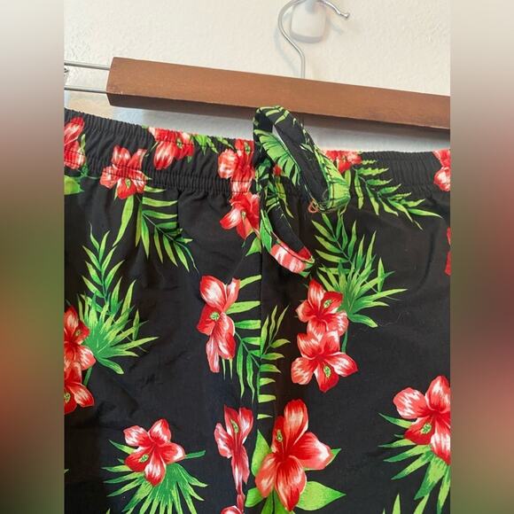 Lane Bryant Hawaiian Tropical Floral Lightweight Loungwear Shorts Size 3X NWOT - Picture 3 of 8
